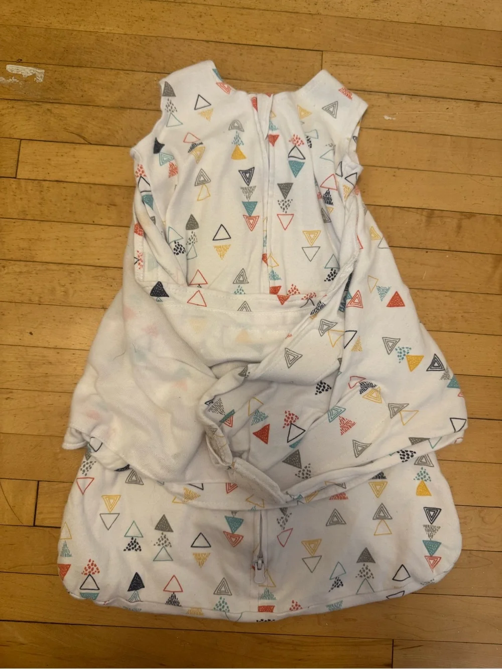 Halo White Sleep Sack with Multicolor Triangle Print